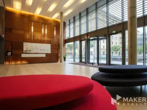 Pronájem kanceláře, Praha - Holešovice, Ortenovo náměstí, 237 m2