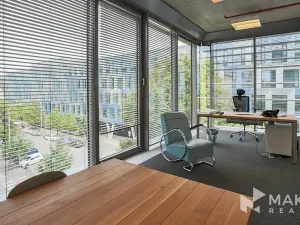 Pronájem kanceláře, Praha - Holešovice, Ortenovo náměstí, 237 m2