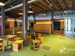 Pronájem kanceláře, Praha - Holešovice, Ortenovo náměstí, 237 m2