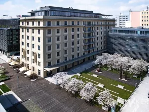 Pronájem kanceláře, Praha - Holešovice, Jankovcova, 231 m2