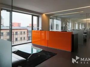 Pronájem kanceláře, Praha - Holešovice, Jankovcova, 226 m2