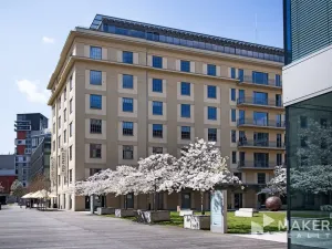 Pronájem kanceláře, Praha - Holešovice, V háji, 330 m2