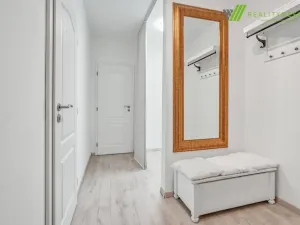 Prodej bytu 3+1, Hodonín, Velkomoravská, 69 m2