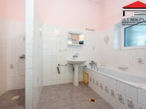 Prodej ordinace, Kroměříž, Stoličkova, 177 m2