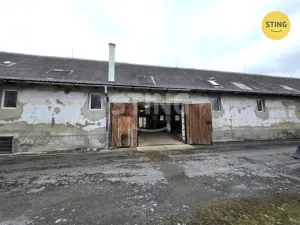 Pronájem výrobních prostor, Vršovice, 316 m2