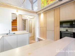 Pronájem bytu 2+1, Praha - Vršovice, 28. pluku, 54 m2