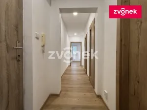 Pronájem bytu 2+1, Zlín - Malenovice, 54 m2