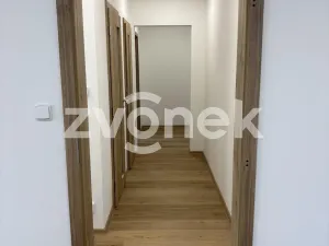 Pronájem bytu 2+1, Zlín - Malenovice, 54 m2