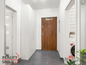 Prodej bytu 2+kk, Lavičky, 44 m2