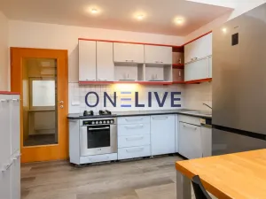 Pronájem bytu 3+1, Praha - Holešovice, 89 m2