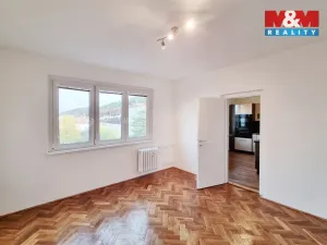 Pronájem bytu 3+1, Karlovy Vary, Budovatelů, 72 m2