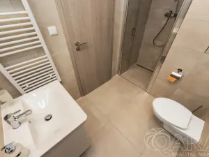 Pronájem bytu 1+kk, Praha - Hloubětín, Poděbradská, 32 m2