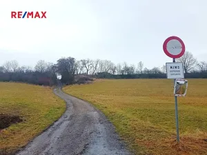 Prodej pozemku pro bydlení, Žebrák, 714 m2