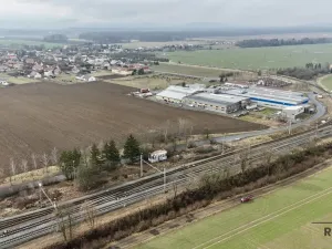 Prodej komerční nemovitosti, Červenka, 1800 m2