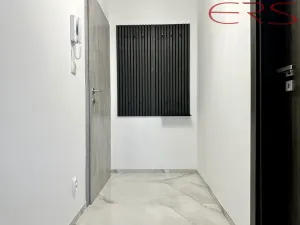 Pronájem bytu 1+1, Jablonec nad Nisou - Mšeno nad Nisou, Mládí, 40 m2