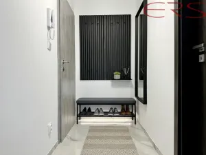 Pronájem bytu 1+1, Jablonec nad Nisou - Mšeno nad Nisou, Mládí, 40 m2