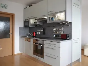 Pronájem bytu 1+kk, Praha - Horní Měcholupy, Boloňská, 40 m2