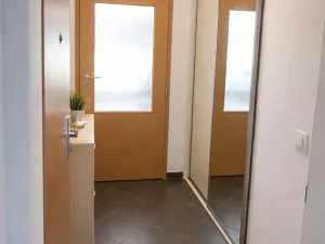 Pronájem bytu 1+kk, Praha - Horní Měcholupy, Boloňská, 40 m2