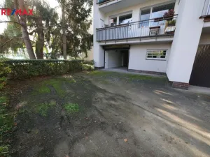 Pronájem garáže, Praha - Strašnice, Pod Třebešínem, 27 m2