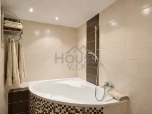 Prodej bytu 3+kk, Praha - Petrovice, Rezlerova, 65 m2