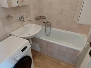 Pronájem bytu 2+1, Valašské Meziříčí - Krásno nad Bečvou, Na Šištotě, 62 m2