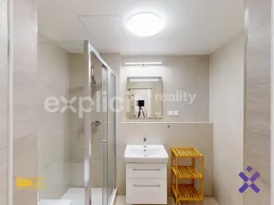Pronájem bytu 1+kk, Zlín, Kúty, 29 m2