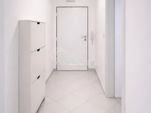 Pronájem bytu 2+kk, Praha - Střížkov, Makedonská, 56 m2