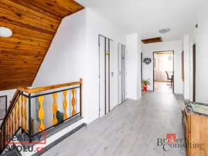 Prodej rodinného domu, Nové Hrady, Zahradní čtvrť, 214 m2