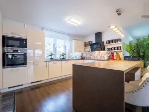 Prodej rodinného domu, Morkovice-Slížany, Zahradní, 210 m2