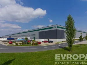 Pronájem skladu, Úžice, 5667 m2