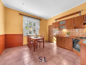 Prodej vícegeneračního domu, Telnice, 303 m2