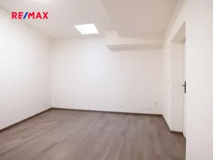 Pronájem bytu 2+1, Kladno, Dr. Vrbenského, 67 m2