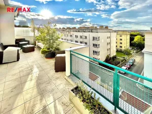 Pronájem bytu 2+kk, Praha - Nusle, U družstva Ideál, 32 m2