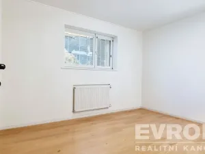 Prodej komerční nemovitosti, Domažlice - Bezděkovské Předměstí, 463 m2