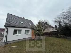 Pronájem atypického bytu, Praha - Stodůlky, Frimlova, 196 m2