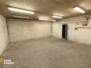 Prodej výrobních prostor, Zlín, U Stadionu, 704 m2