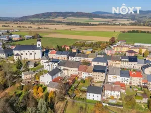 Prodej rodinného domu, Štíty, nám. Míru, 267 m2