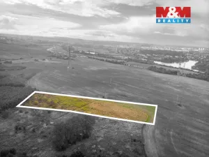 Prodej pole, Praha - Šeberov, 2421 m2