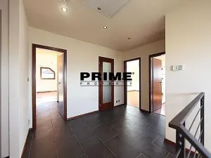 Pronájem rodinného domu, Průhonice, Pod Valem II., 320 m2
