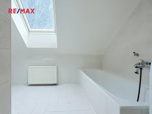 Pronájem bytu 2+1, Tlučná, V Rybníčkách, 43 m2