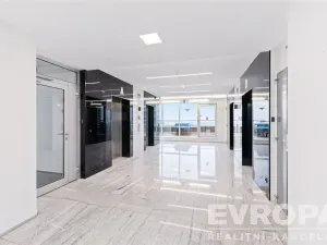 Pronájem kanceláře, Praha - Krč, Olbrachtova, 227 m2