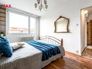 Pronájem bytu 3+1, Praha - Kobylisy, Famfulíkova, 67 m2