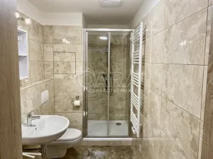 Pronájem bytu 1+kk, Praha - Hlubočepy, Fabiánové, 30 m2