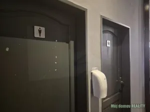 Pronájem restaurace, Praha - Letňany, 124 m2