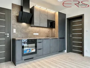 Pronájem bytu 2+kk, Jablonec nad Nisou - Mšeno nad Nisou, Mládí, 46 m2