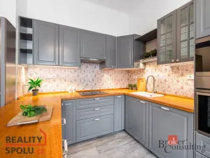 Prodej bytu 3+kk, Praha - Smíchov, Zborovská, 74 m2