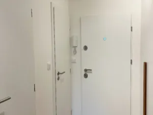 Pronájem bytu 2+kk, Praha - Kobylisy, Mirovická, 44 m2