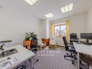 Prodej kanceláře, Jeseník, nám. Svobody, 356 m2