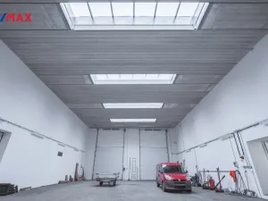 Prodej komerčního pozemku, Okříšky, Za tratí, 34555 m2