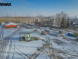 Prodej komerčního pozemku, Okříšky, Za tratí, 34555 m2